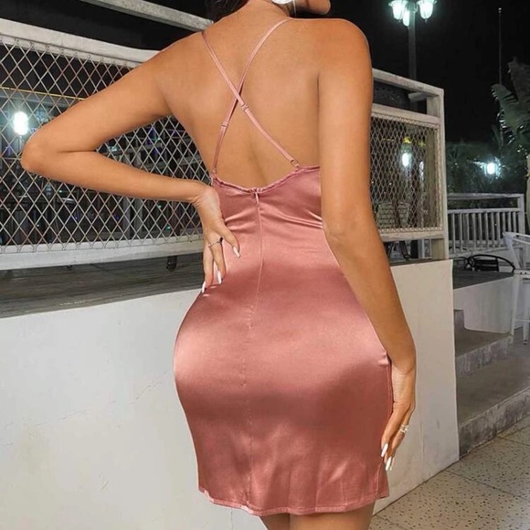 NEW DRESS DUSTY ROSE - Picture 2 of 4